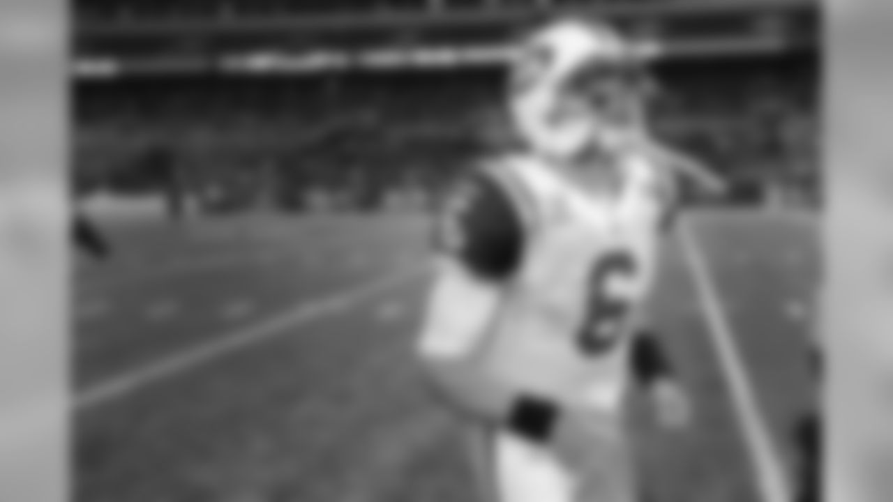 2011 Regular Season Week 4 Jets at Ravens Game Photos