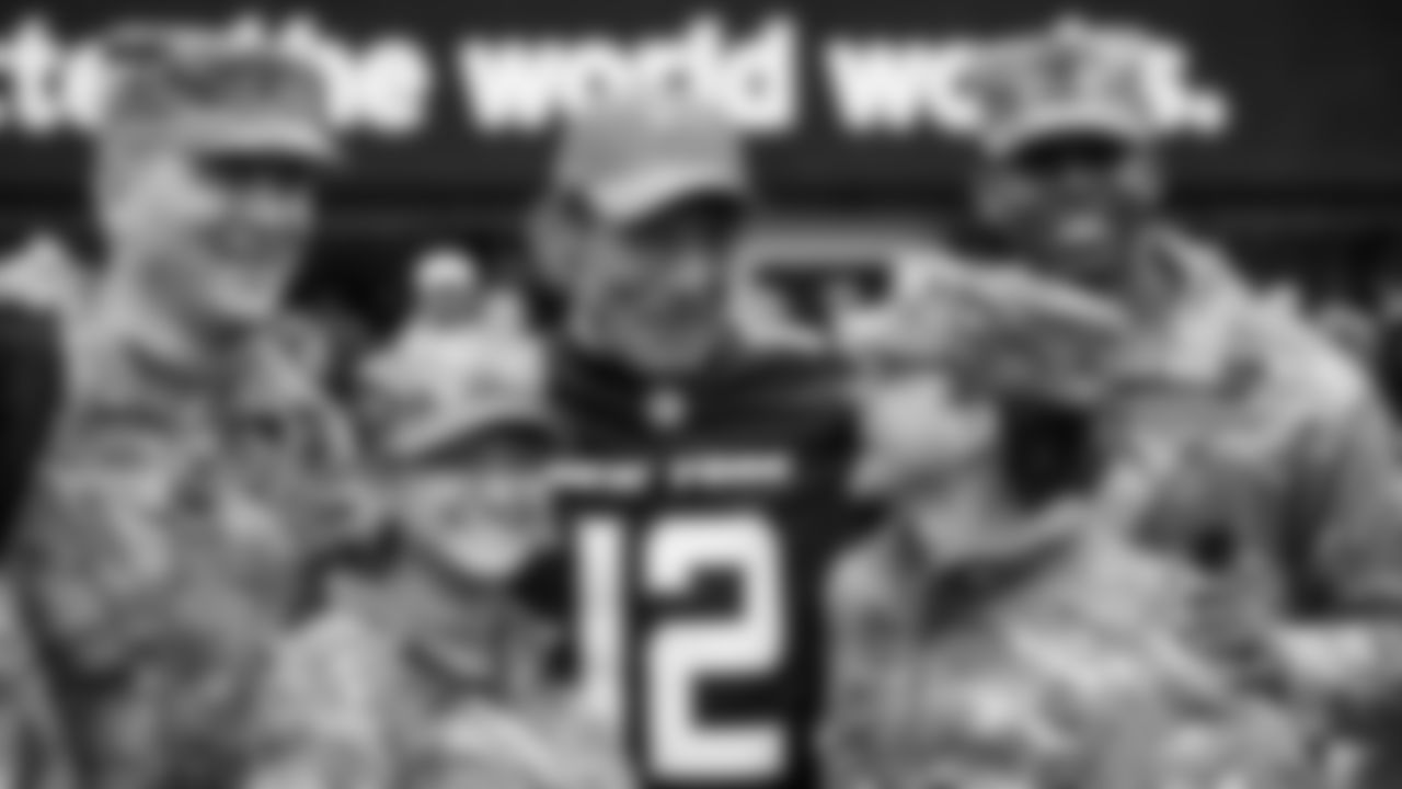 12-SALUTE_TO_SERVICE_111019_GR_087
