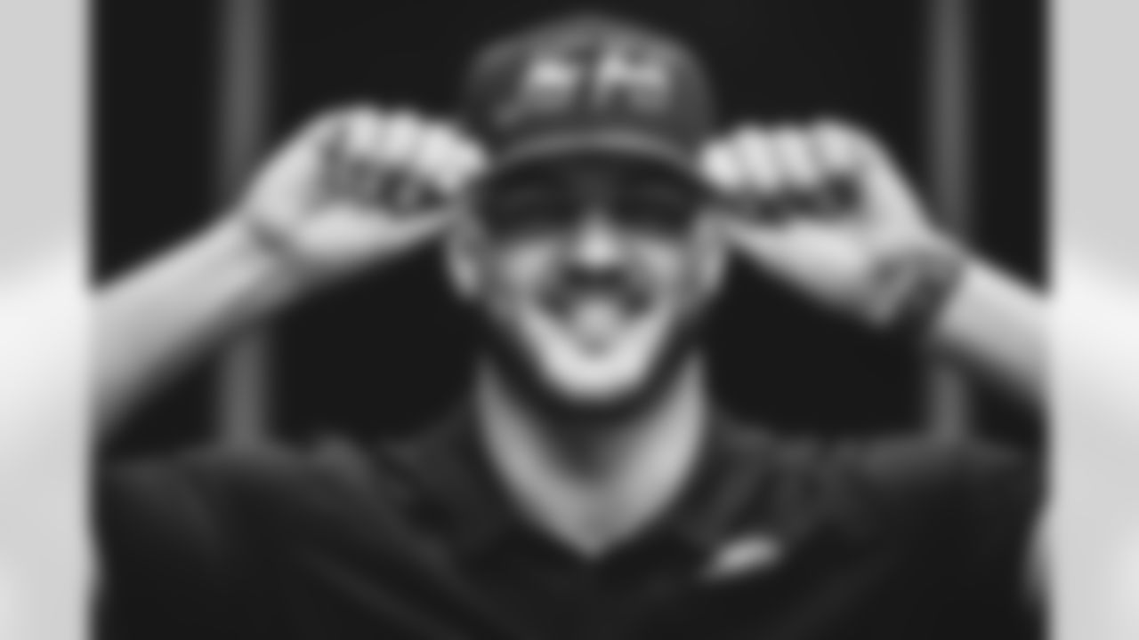 TE Jeremy Ruckert