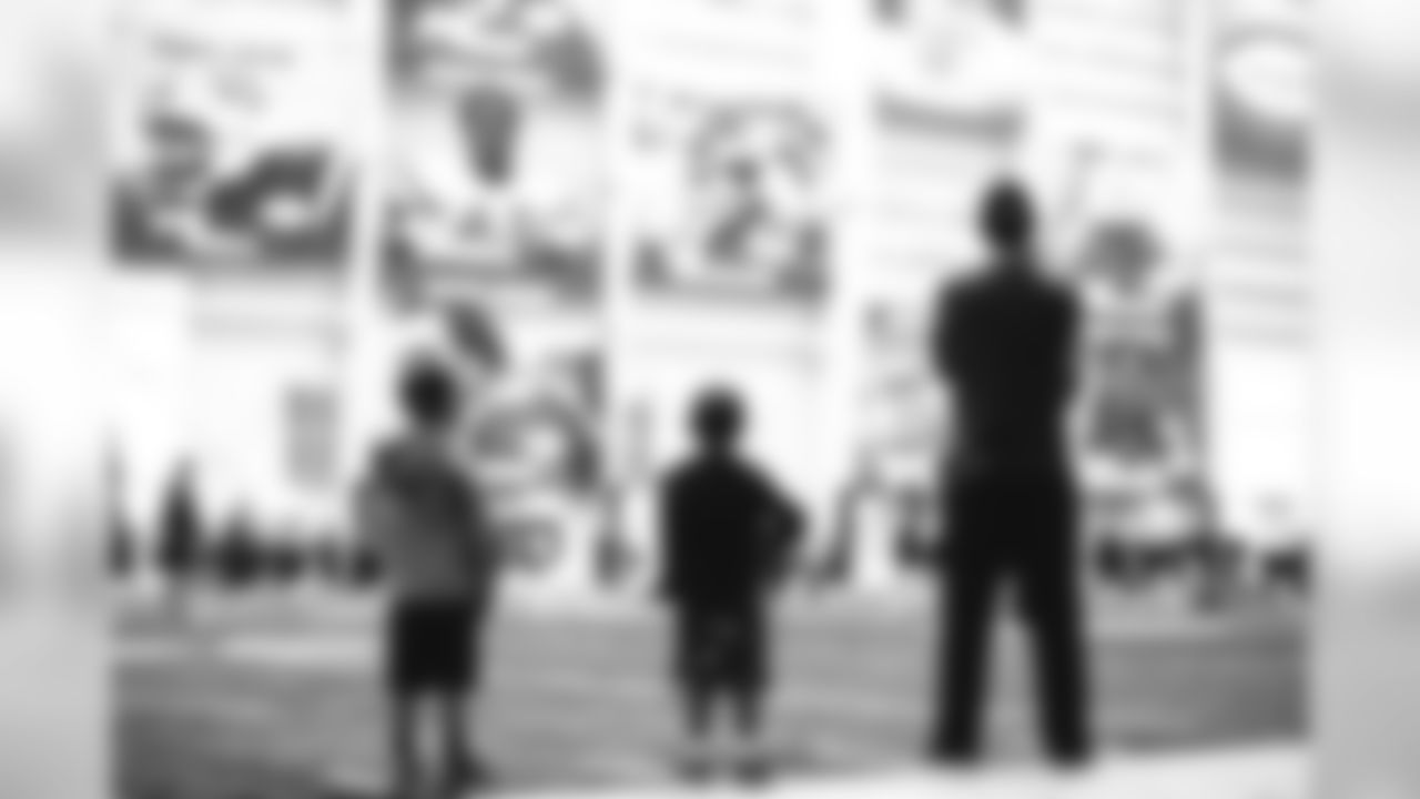 E_SNY_4516
