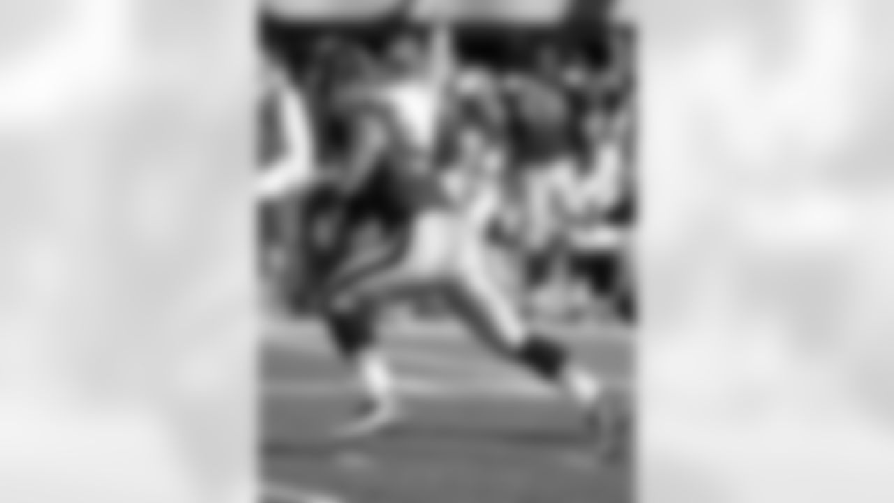 2011 Regular Season Week 2 Jets vs Jaguars Game Photos