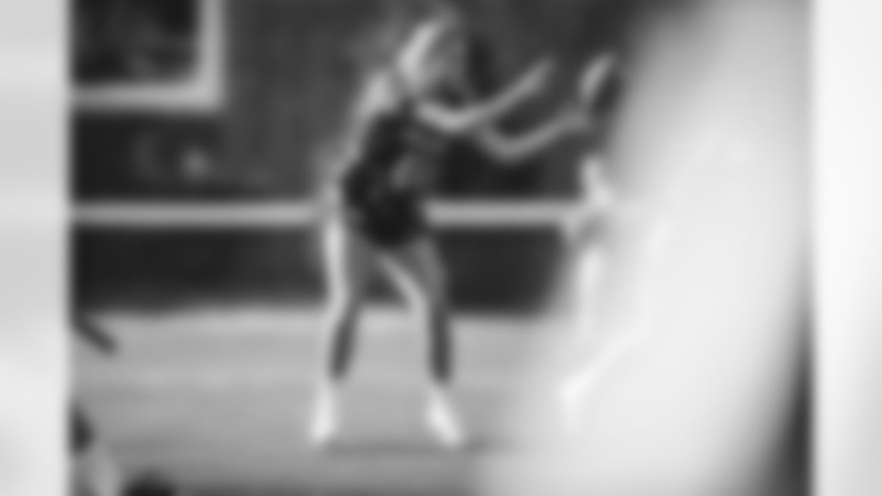 E_SNY_6181
