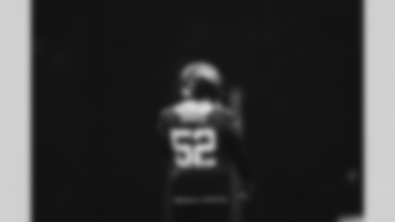LB Jarrad Davis