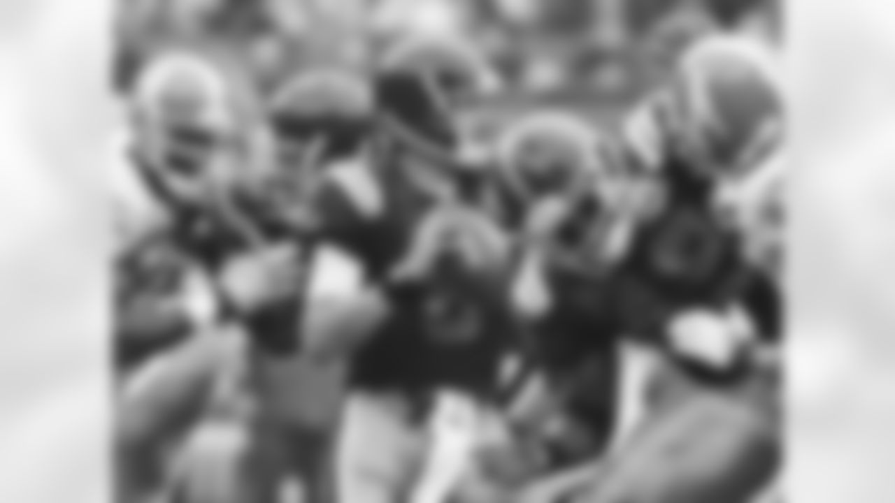 2009 Week 3 - Jets vs Titans Photos