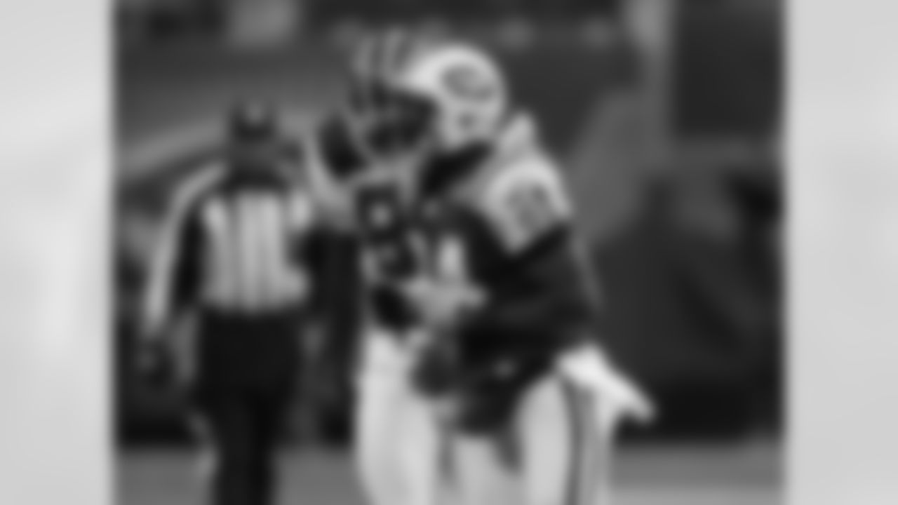 2009 Week 6 - Jets vs Bills Photos