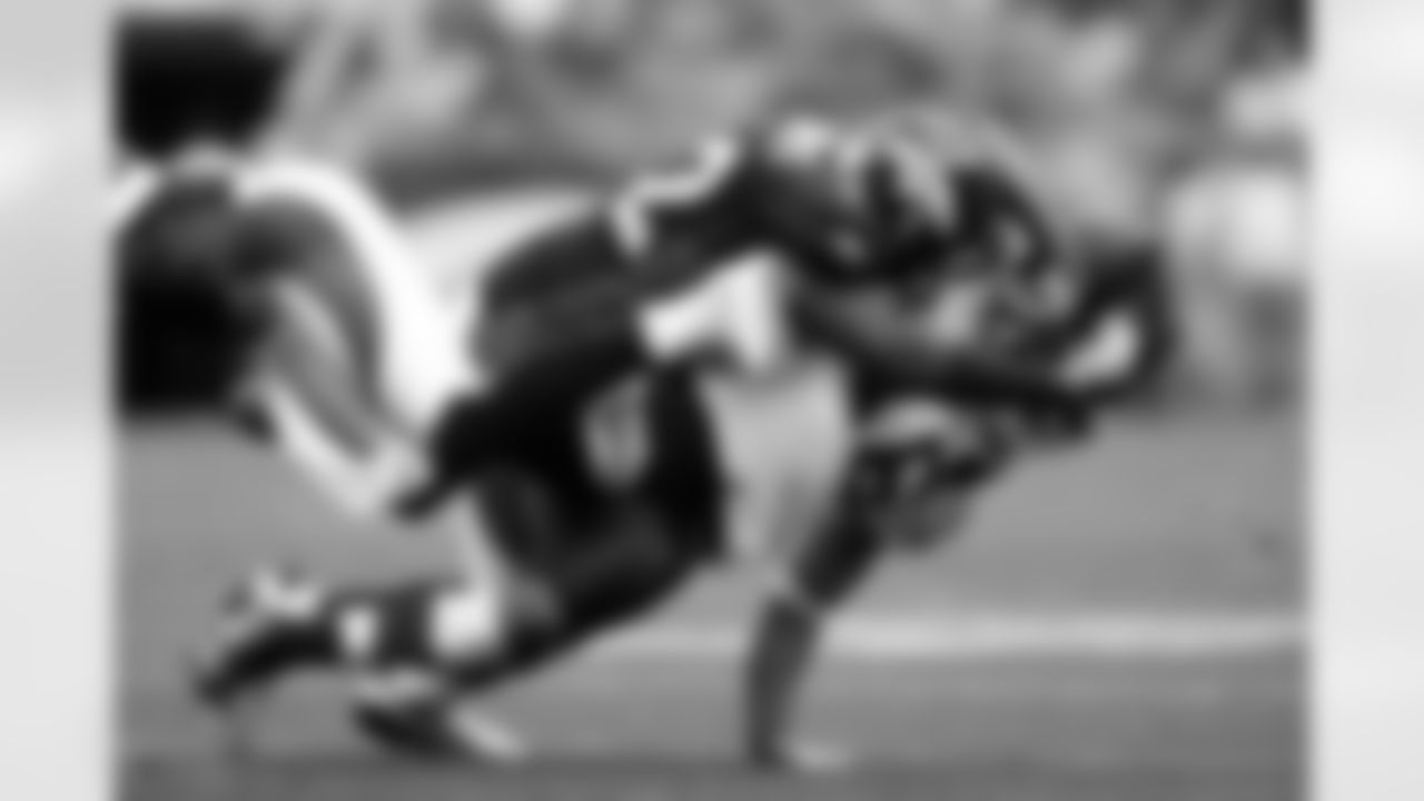 WR Braylon Edwards Photos