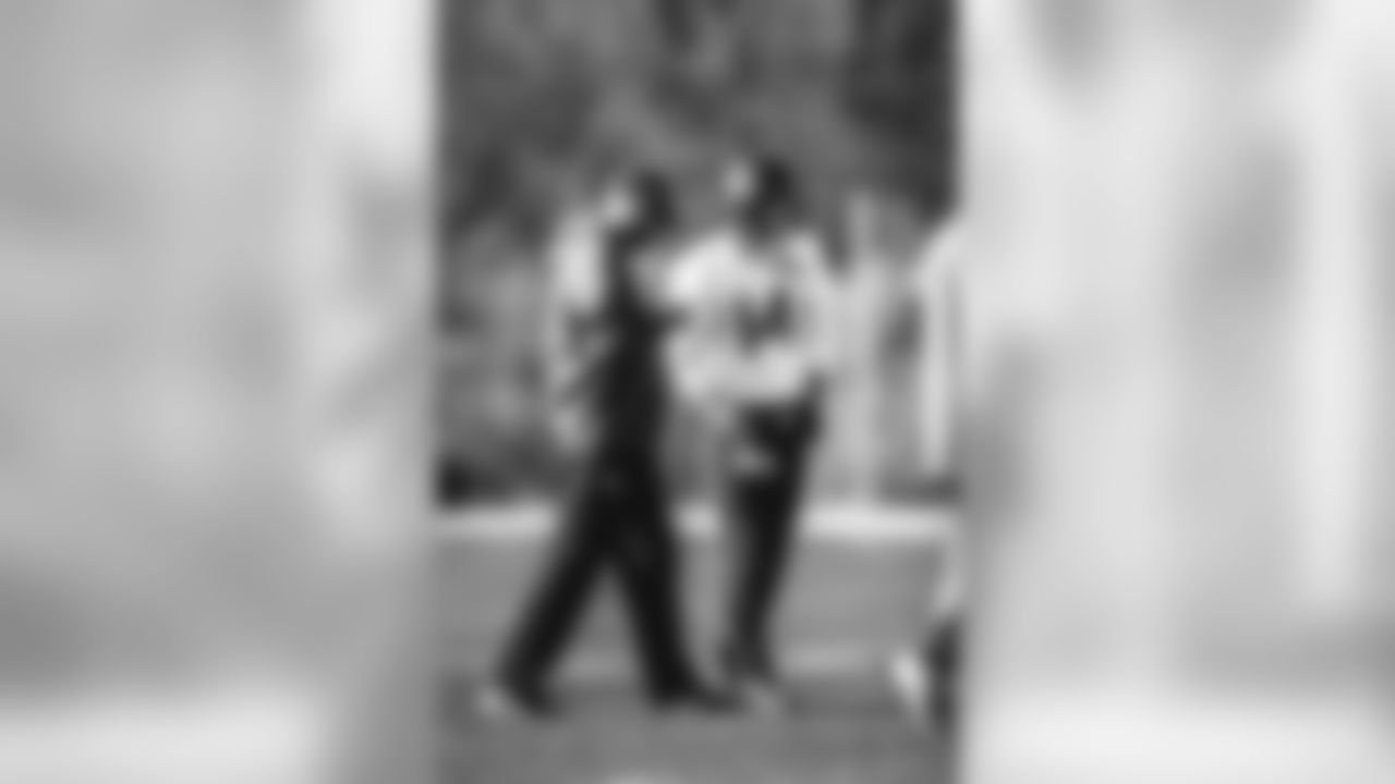 E_SNY_9214
