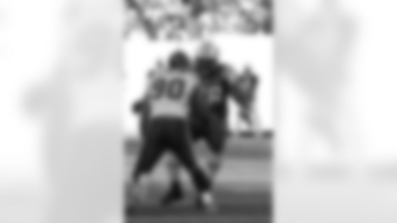 Wayne Hunter Photos