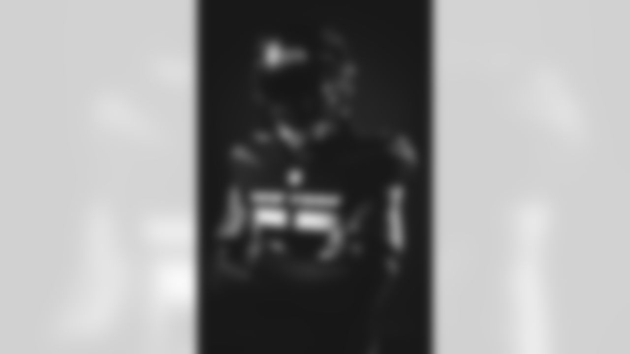 E_BT5_4644
