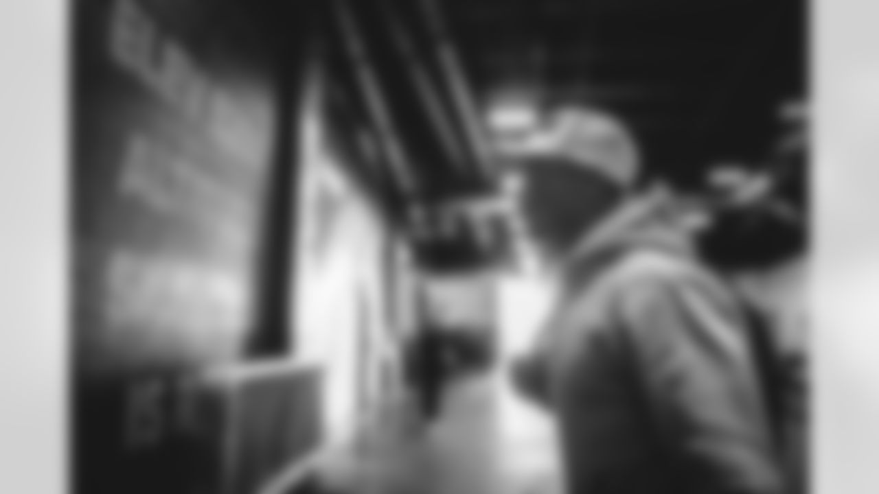 SNY_7065