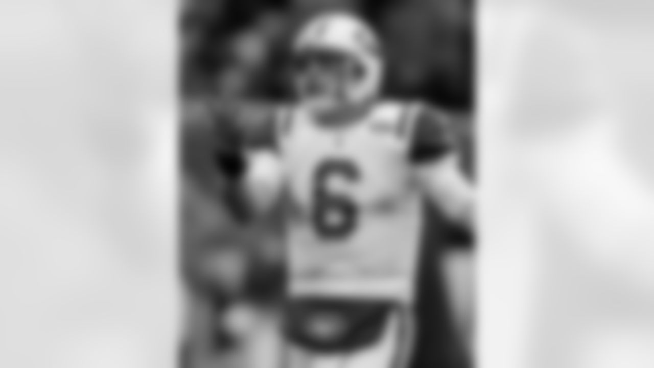 2010 Week 16 Jets vs Bears Game Photos