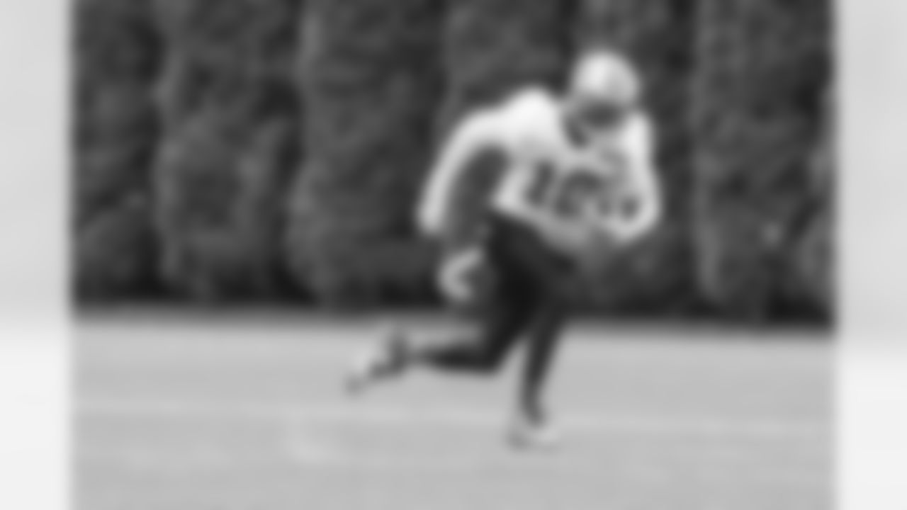 WR - T.J. Graham