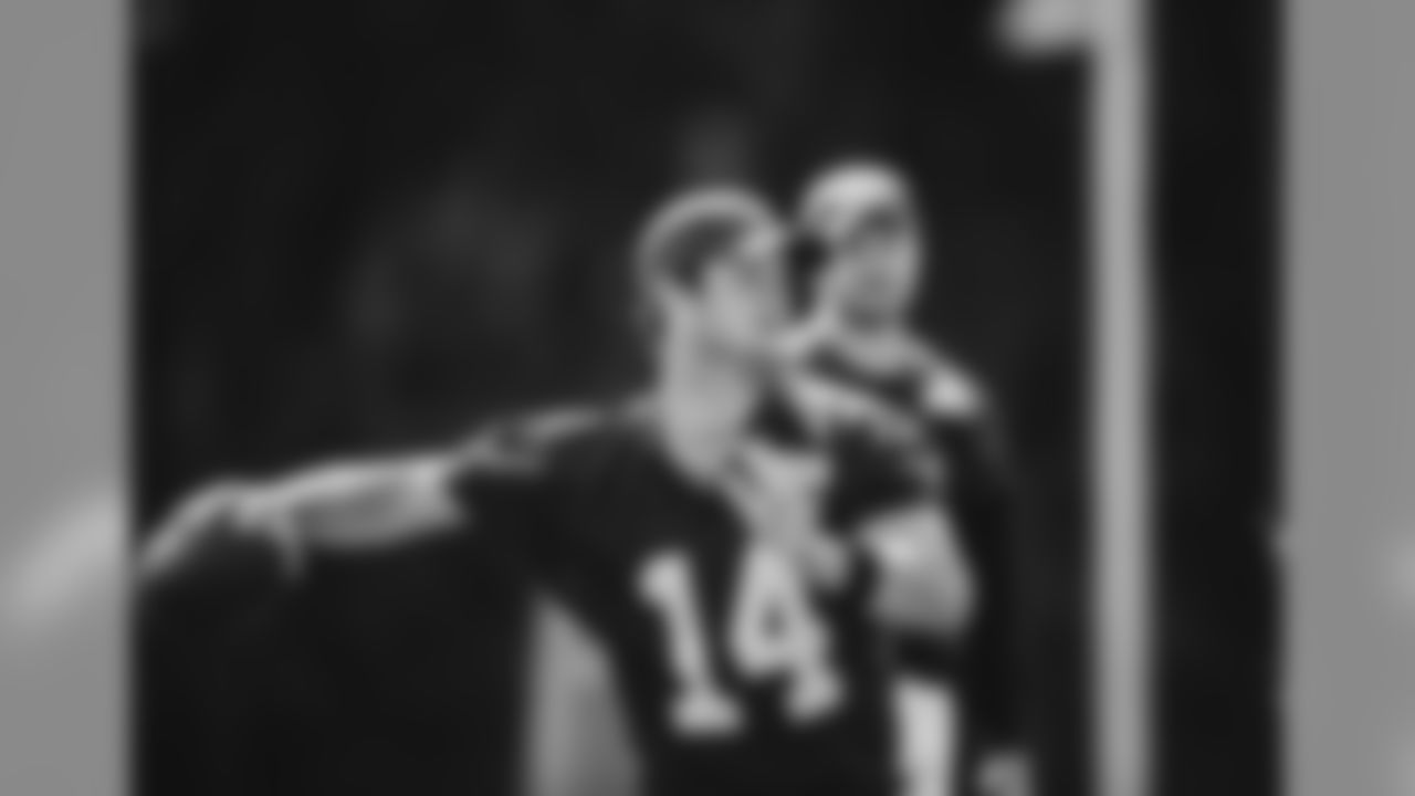 E_SNY_5939
