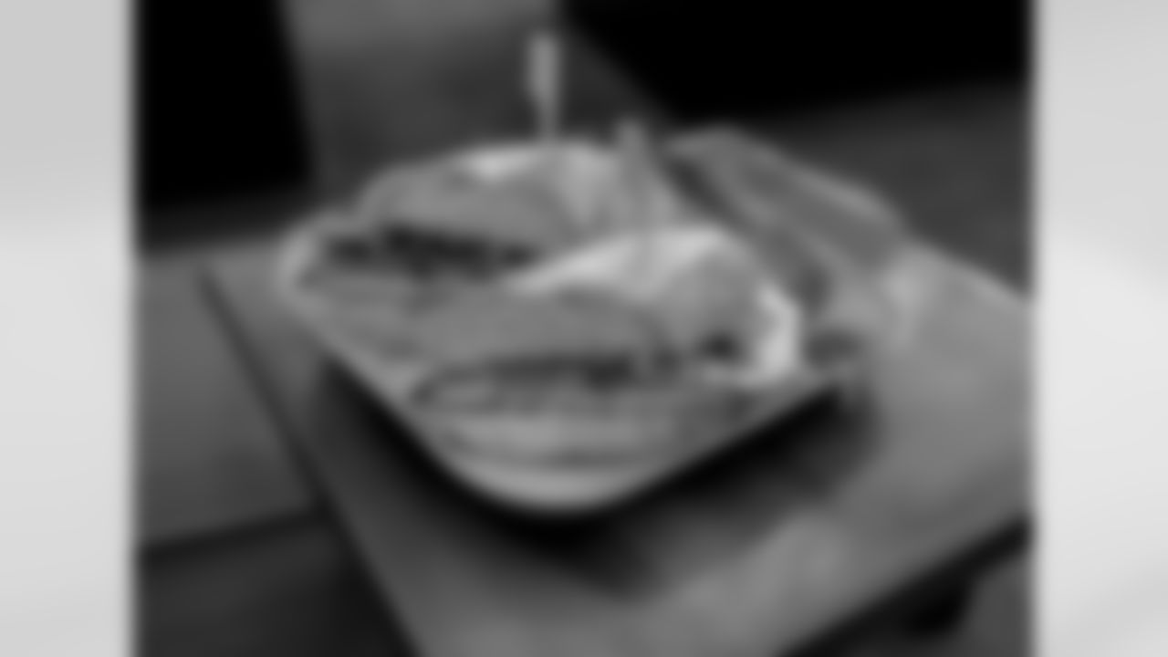 E_1D2_6816_2