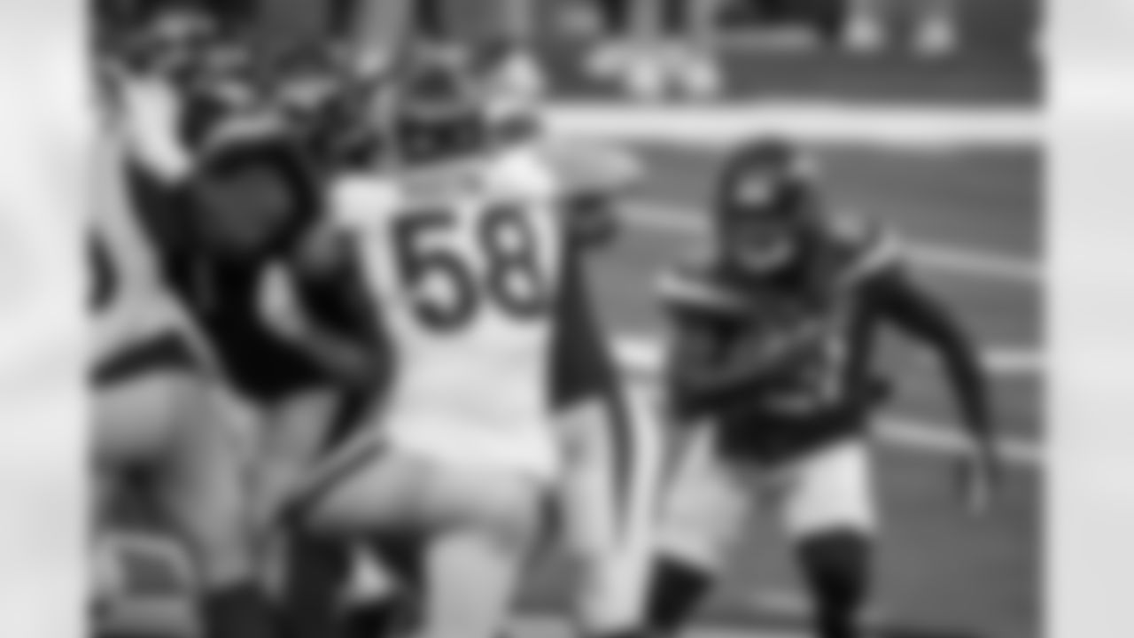 E_20201220BL_NYJ_LAR_BBL12511
