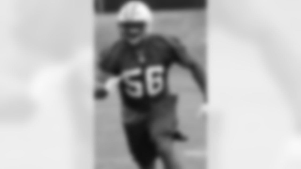 Vernon Gholston Photos