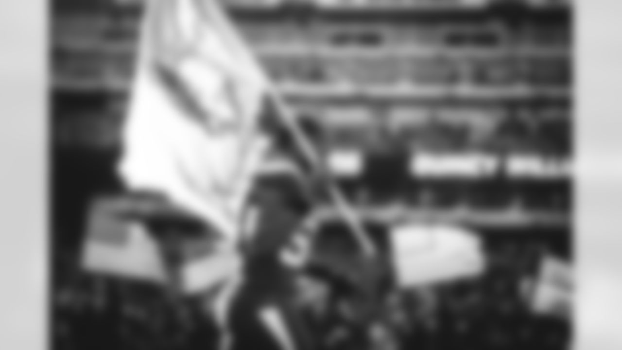 E_SNY_8752