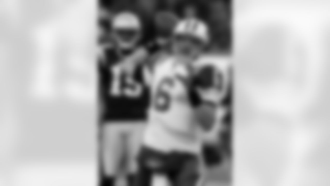 New York Jets at New England Patriots Divisional Playoff Game