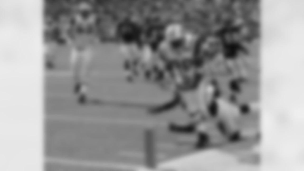 Curtis Martin Photo Gallery