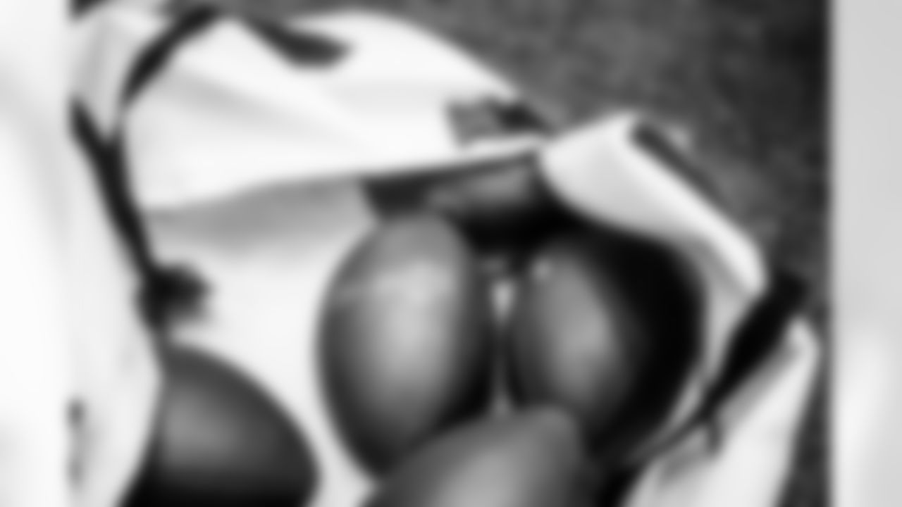 E_1D2_5685