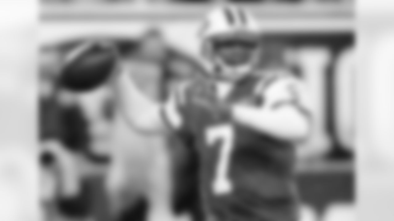 QB Geno Smith