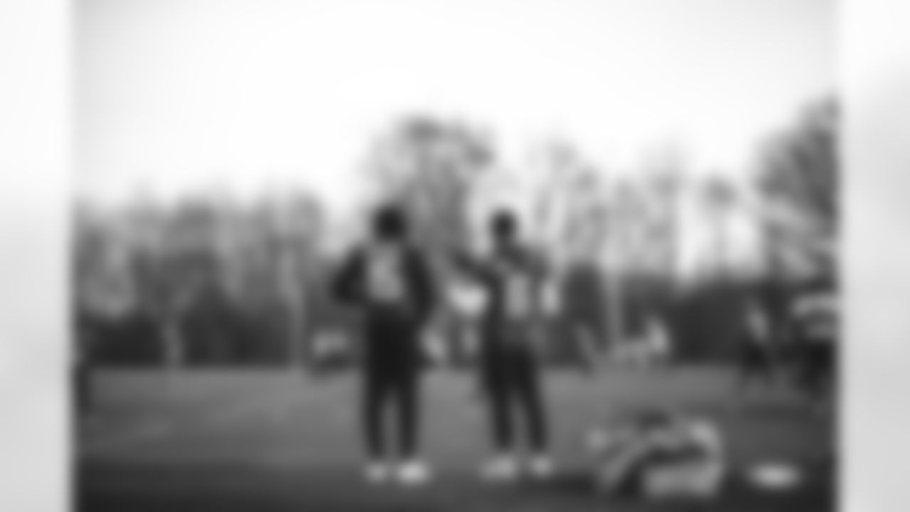 E_SNY_1045