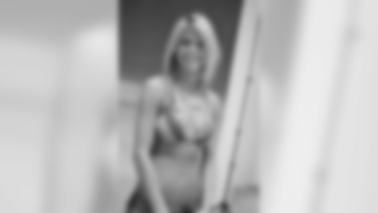 2012 Flight Crew Swimsuit Calendar Casting