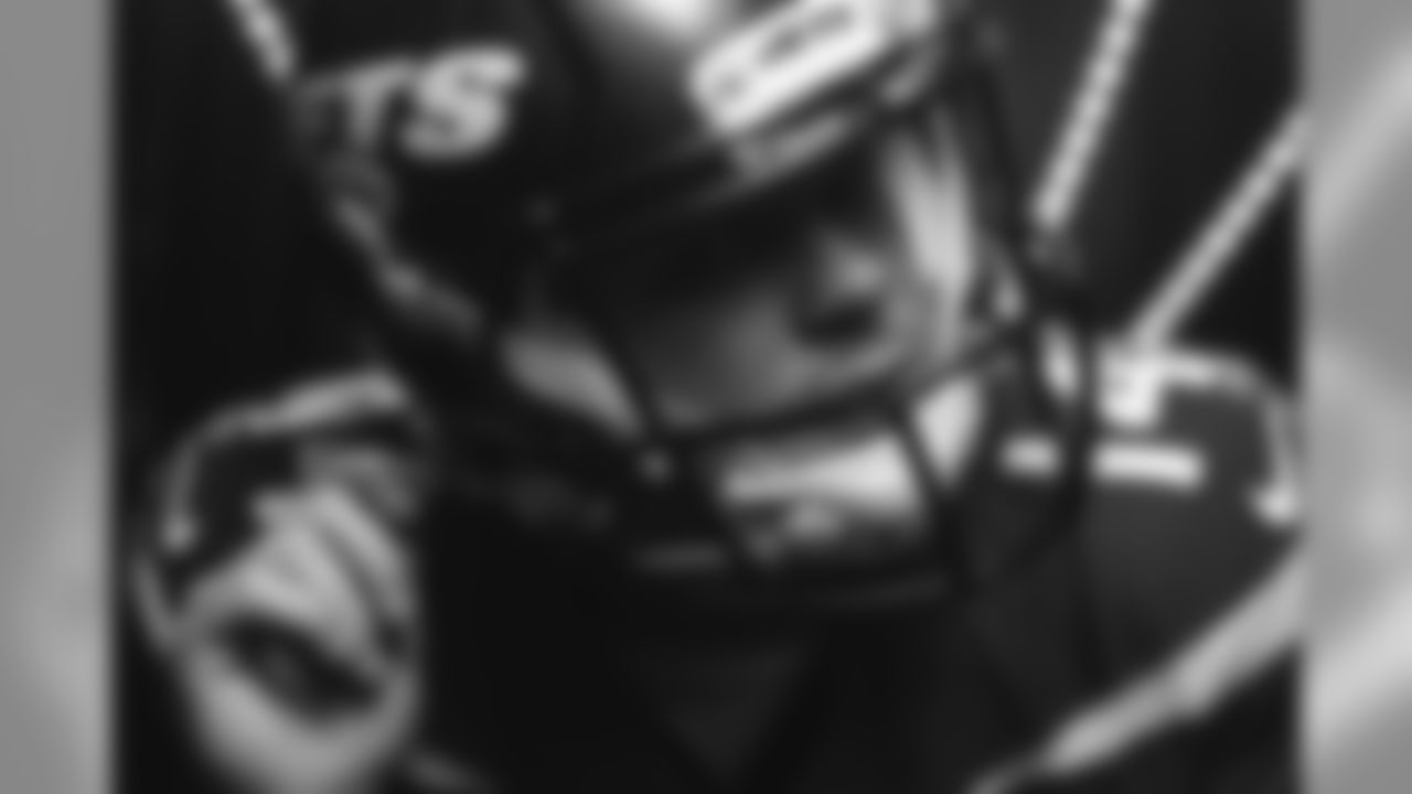 14 Sam Darnold
