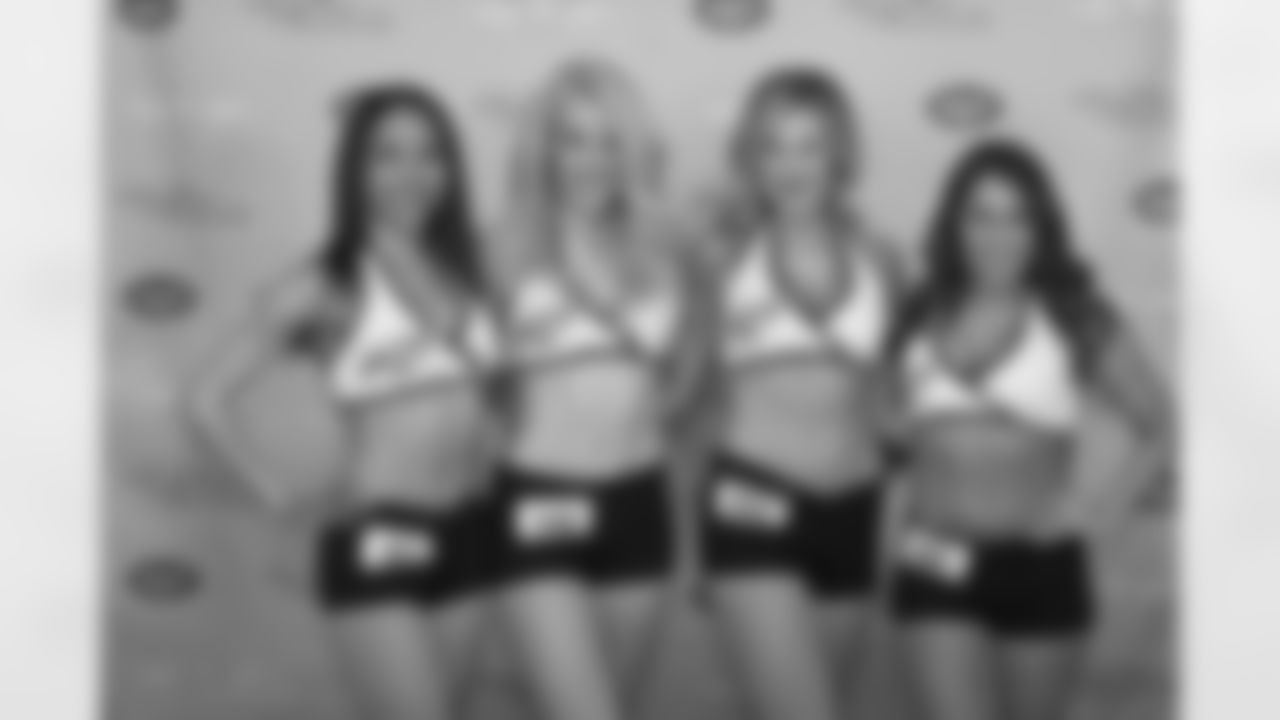Lisa, Hali, Lindsay & Kristen after 2014 auditions