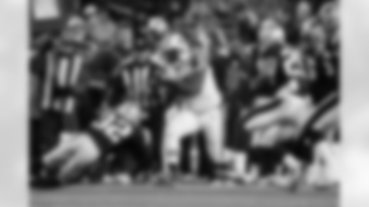 2010 Week 13 Jets vs Patriots Game Photos