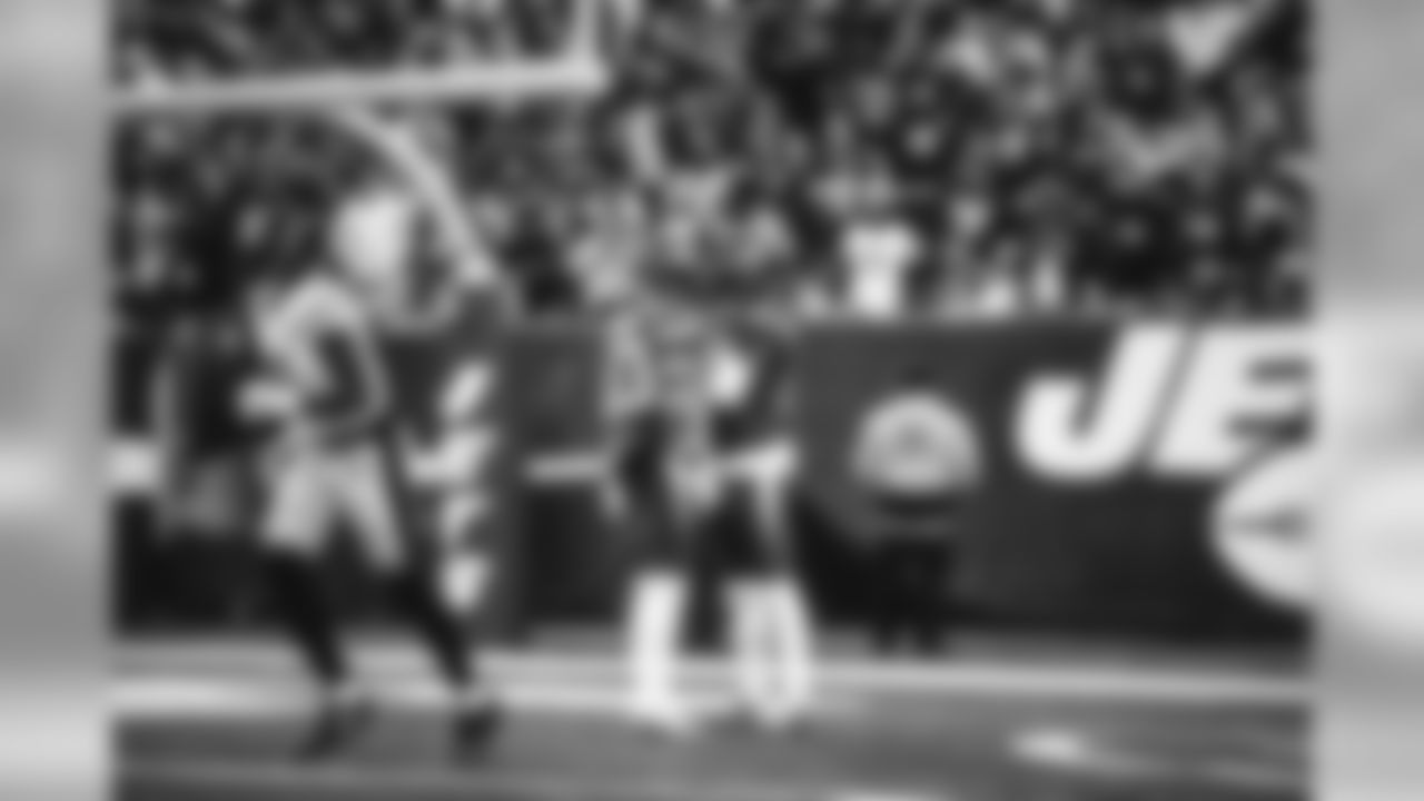 E_SNY_8023