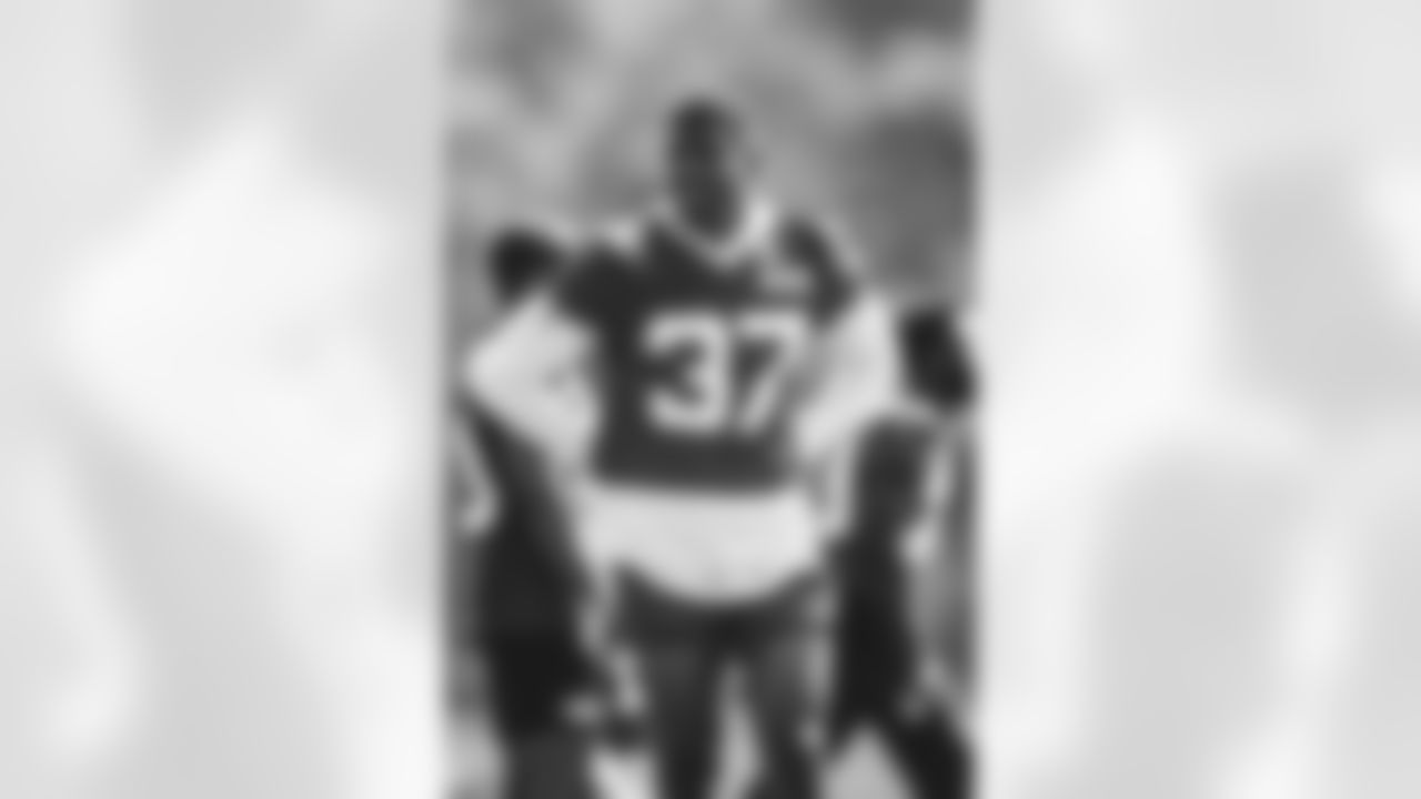 CB Bryce Hall