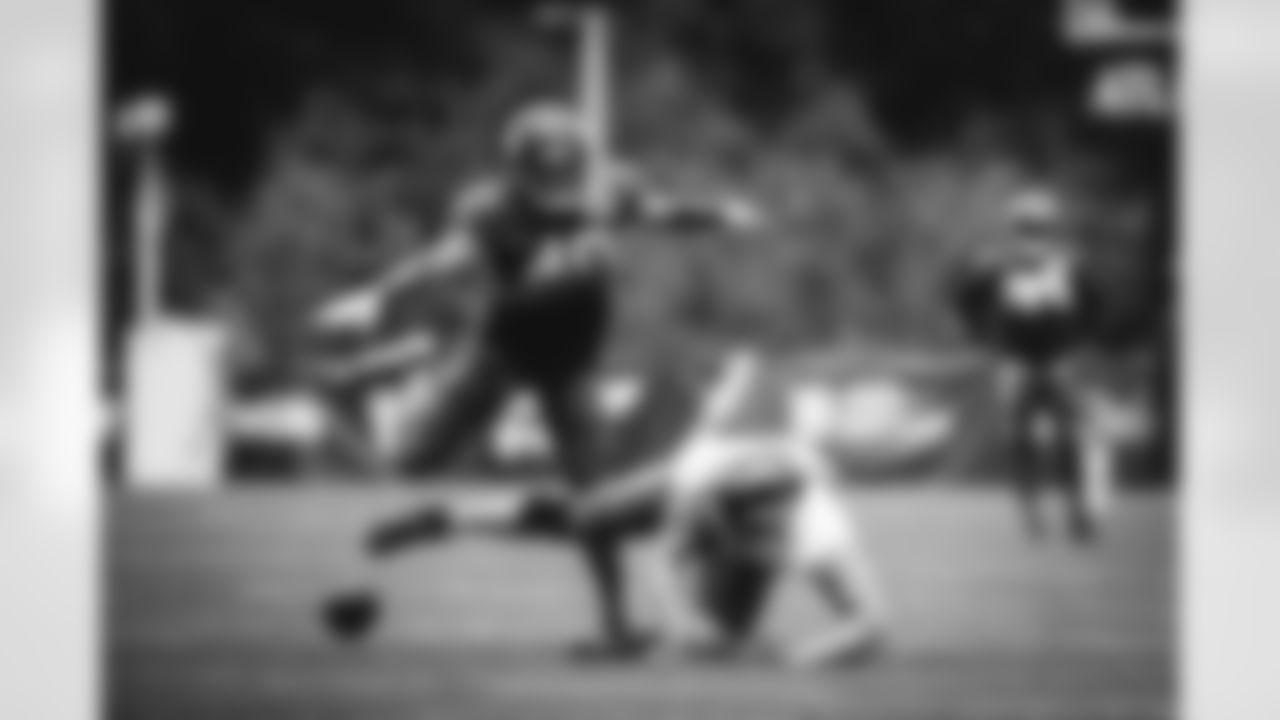 J.T. Hassell & Tyler Kroft