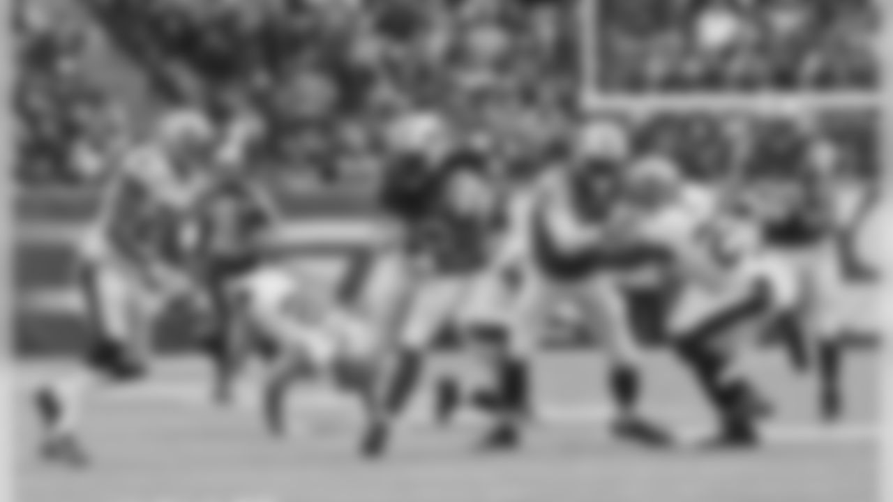 RB Chris Ivory becomes the first New York Jet player since the 1970 merger to run for three 25-plus yard plays in one game as he faces his former employer, the New Orleans Saints on 11/3/13 at MetLife Stadium.