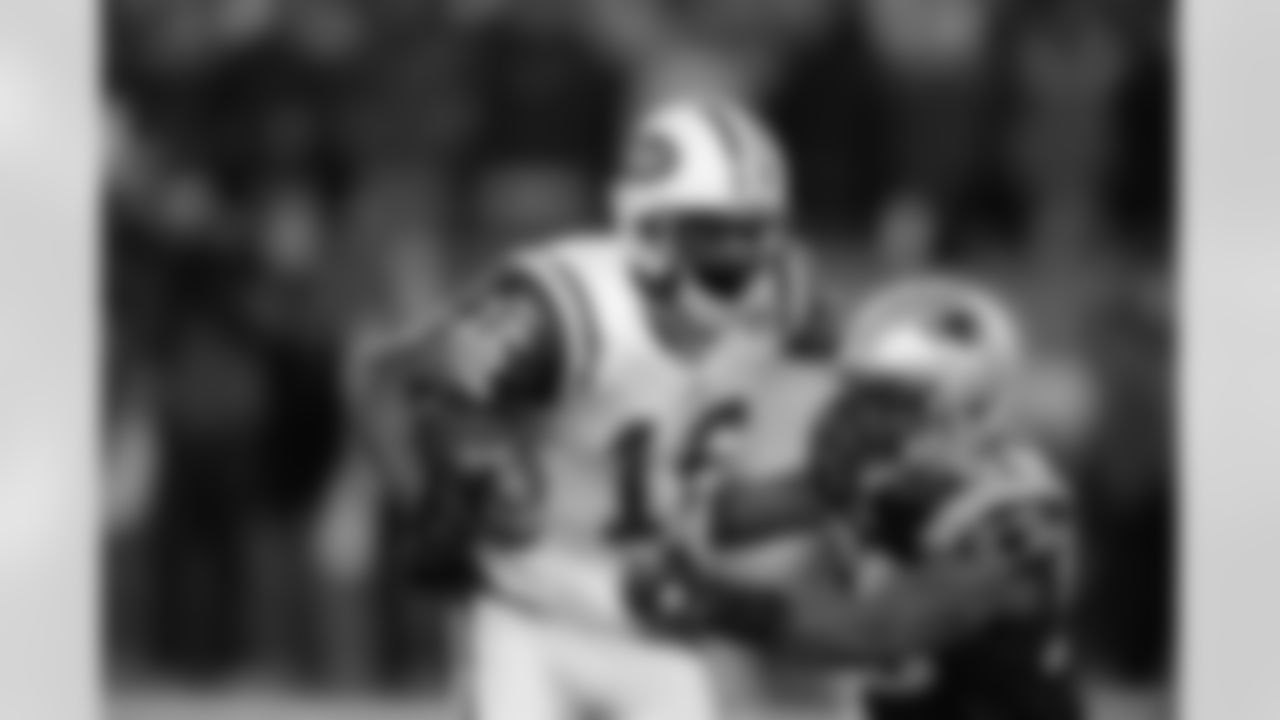 2010 Week 13 Jets vs Patriots Game Photos