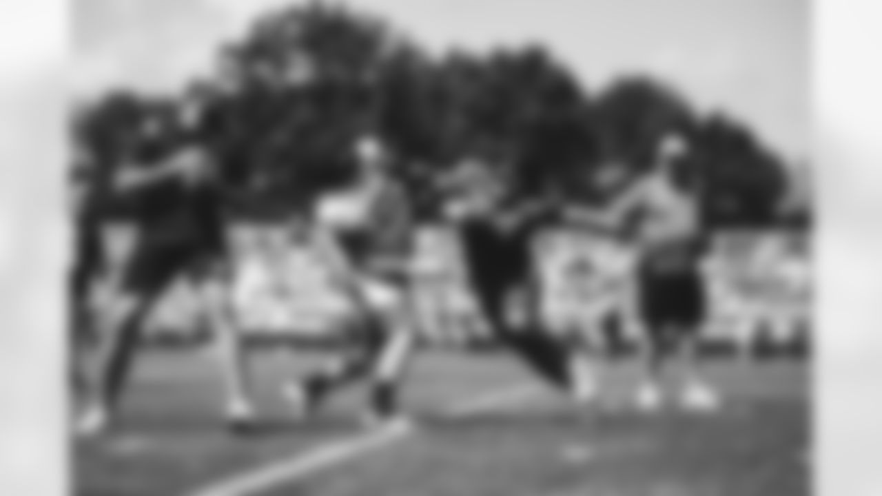 E_SNY_7141