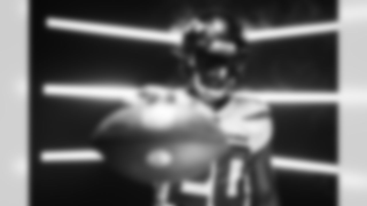 RB Breece Hall