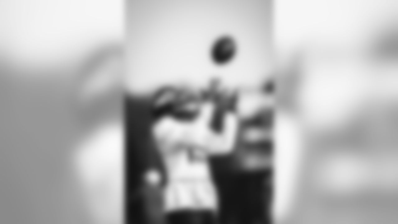 E_SNY_0504
