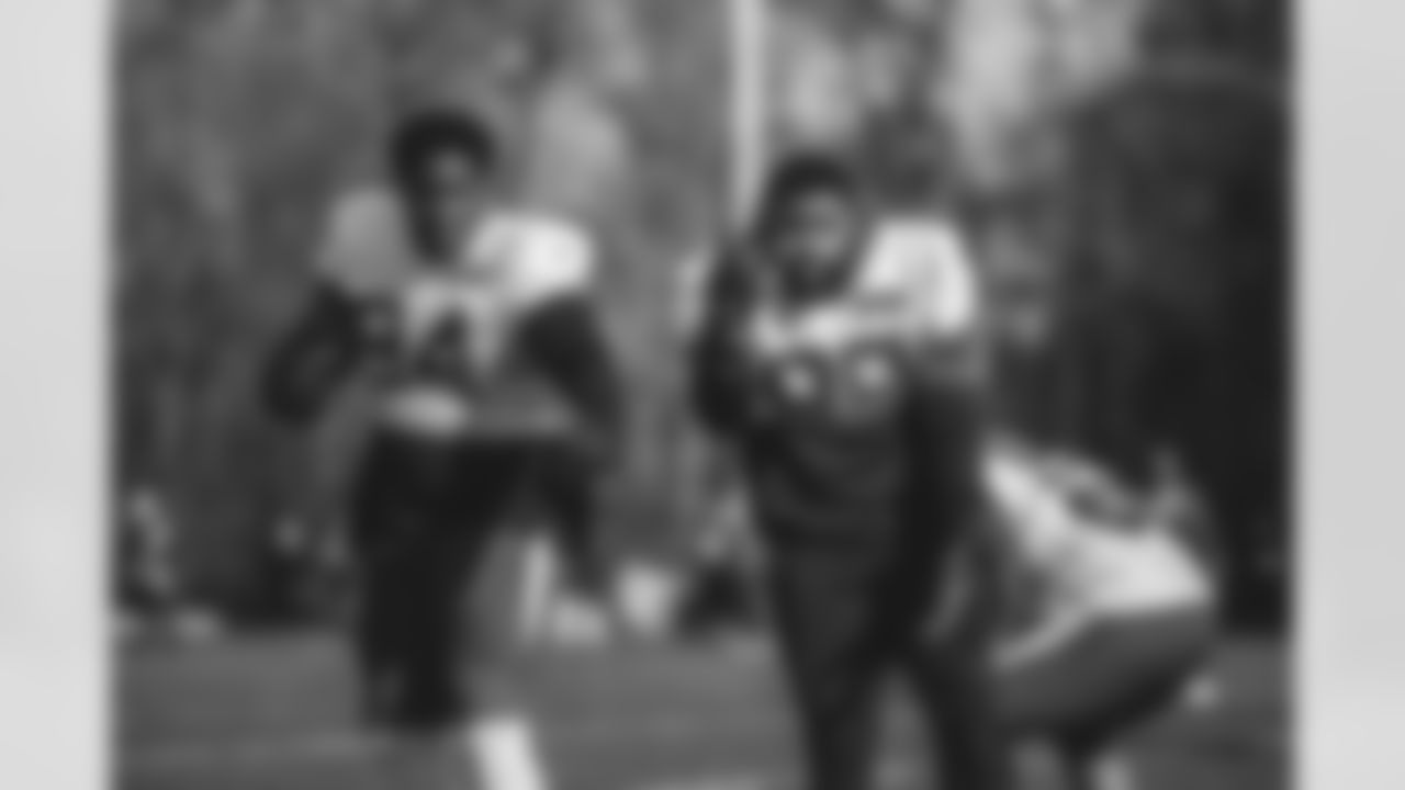 E_SNY_3121