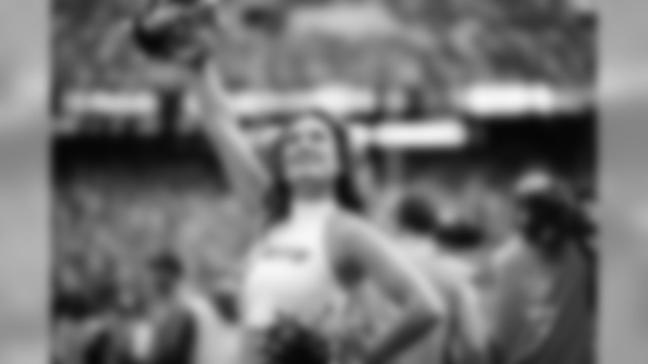 FLIGHT_CREW_101319_GR_045