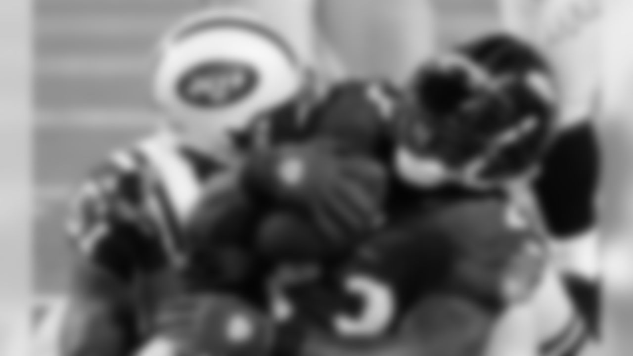 2010 Week 1 Jets vs Ravens Game Photos