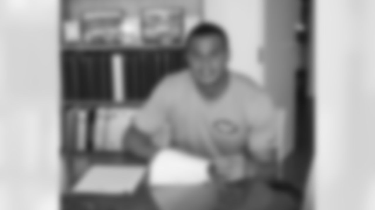 Dexter McDougle signed June 17