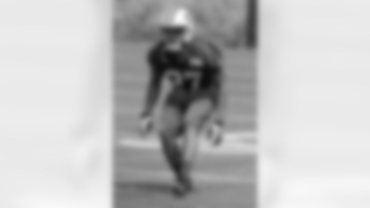 CB - Dee Milliner