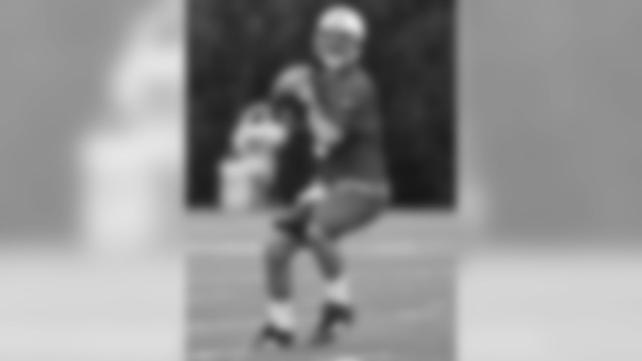 QB Erik Ainge