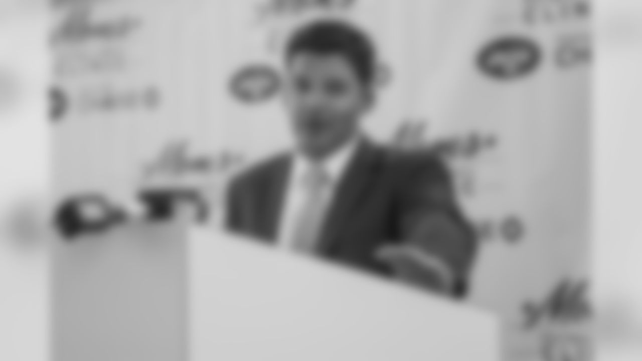 Mom's Football Safety Clinic hosted by the Jets