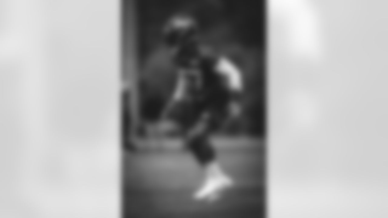 E_SNY_2689