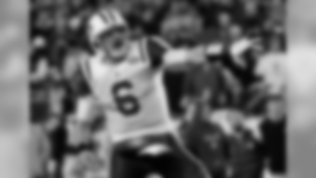New York Jets at New England Patriots Divisional Playoff Game