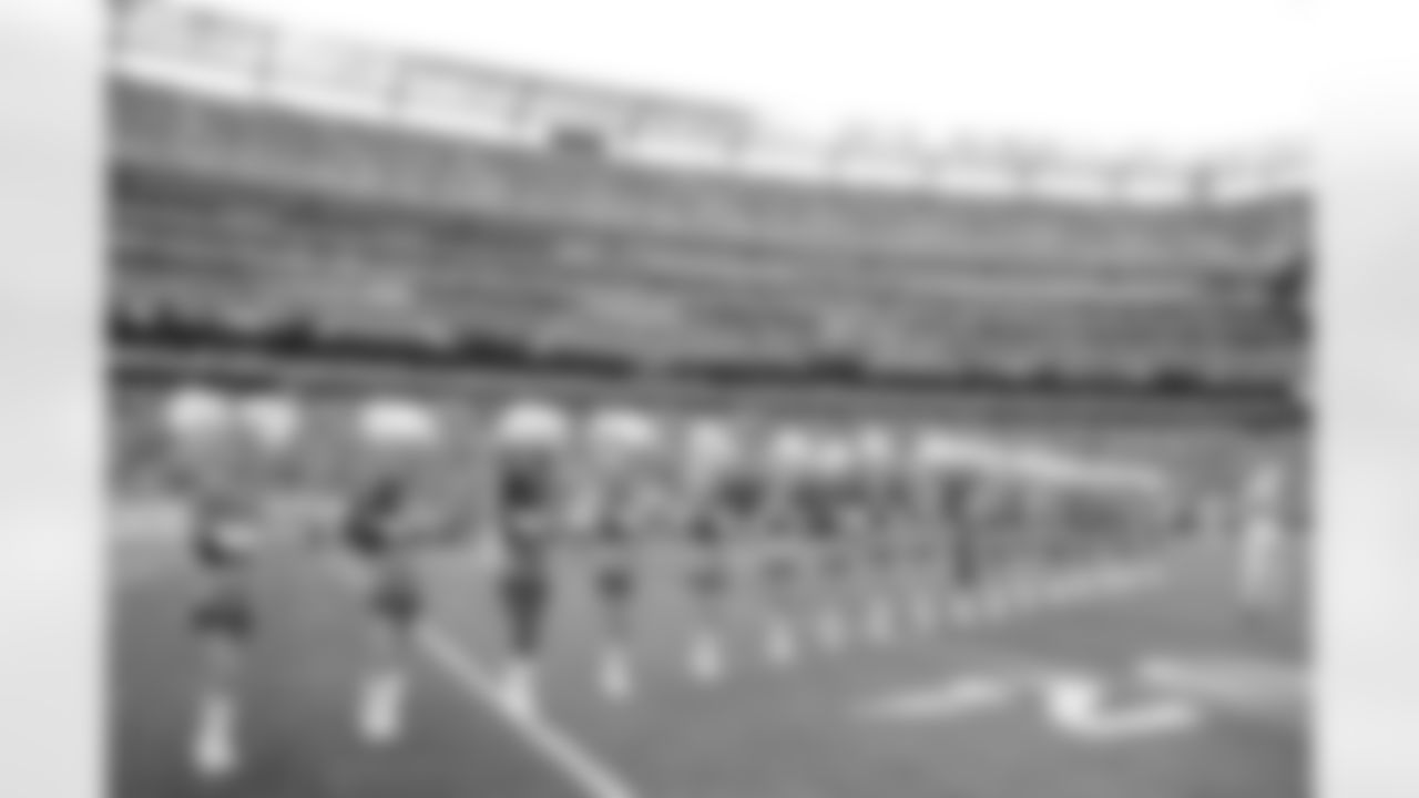 2010 Week 2 Jets vs Patriots Flight Crew Photos