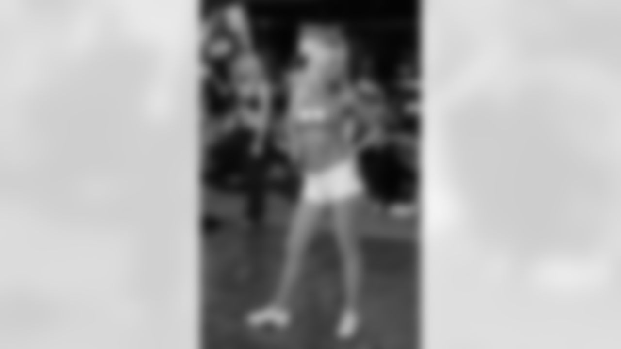 2011 Flight Crew Preliminary Auditions
