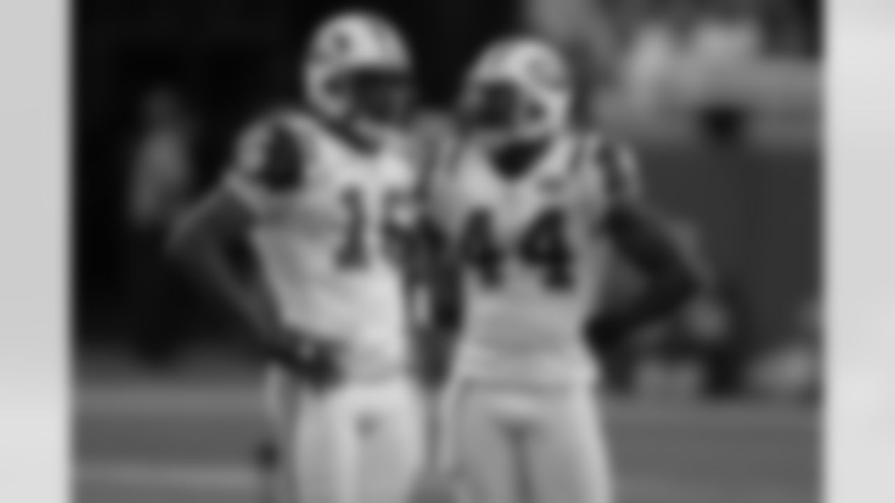 2010 Week 9 Jets vs Lions Game Photos